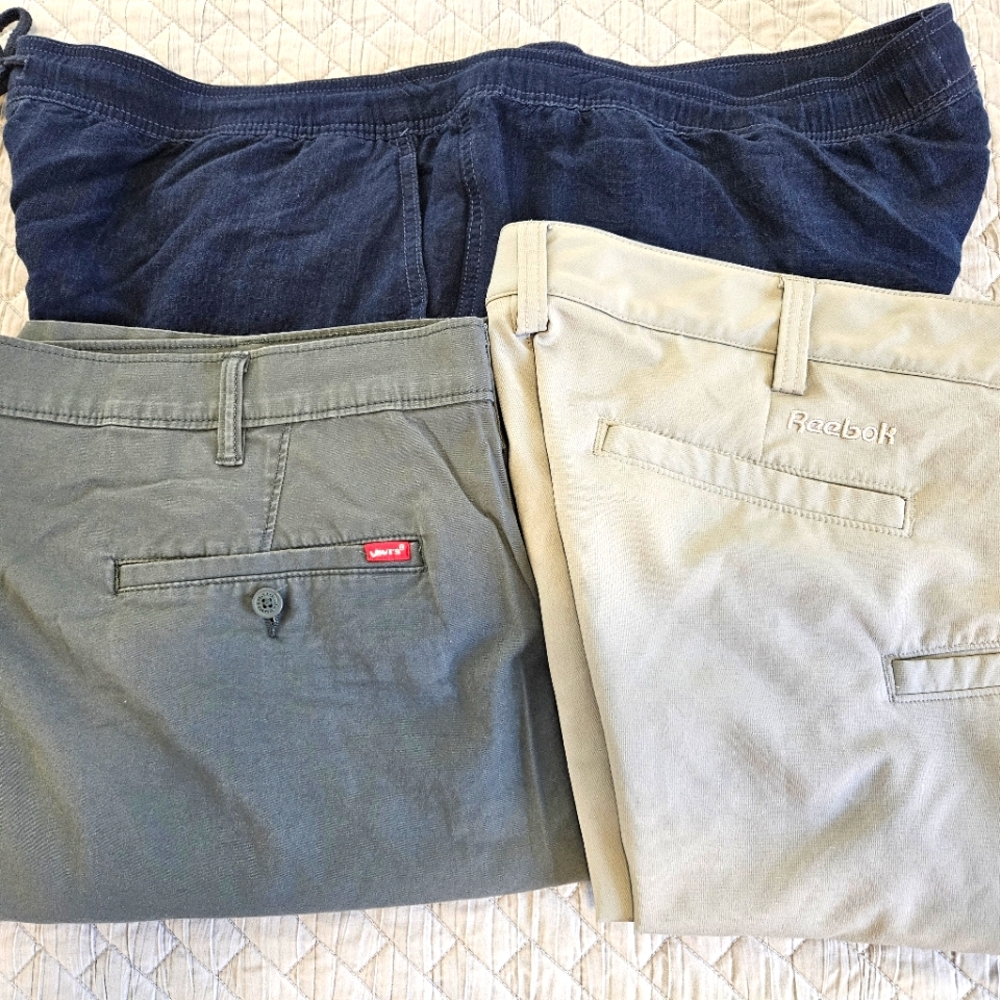 3 pair Reebok Levis Cubavera Men's Gray and Blue Shorts Sz 44 - 46 Waist A+ COND